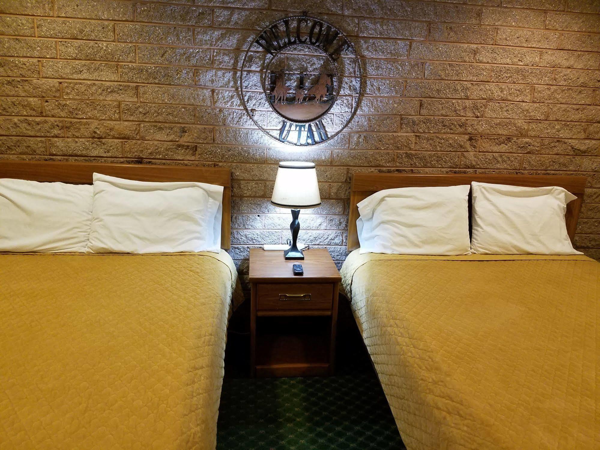 Canyon Lodge Motel Panguitch Extérieur photo